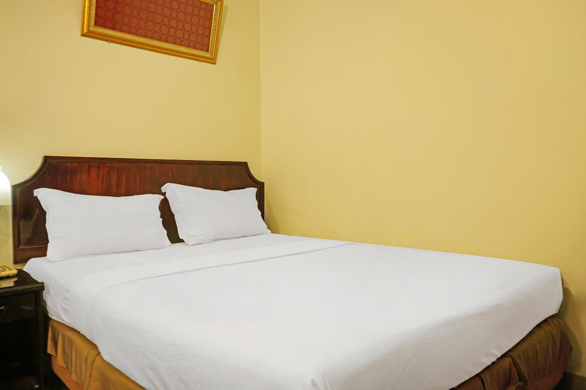 Super Oyo Collection O 92690 Hotel Limas Palimbão Exterior foto